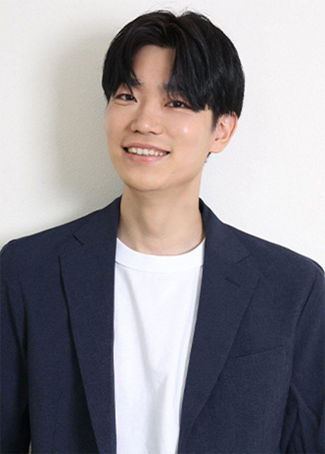 NAOKO / メイクアップアーティスト